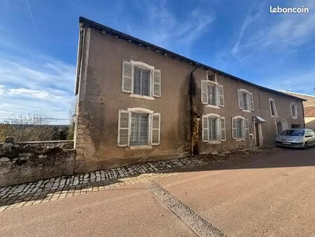 maison 2 pièces 160 m²