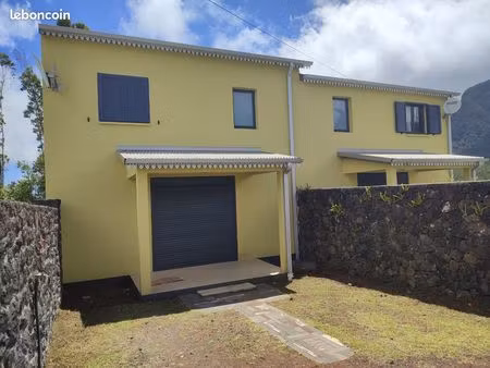 ensemble immobilier  deux maisons t3 - rendement locatif  pas de travaux