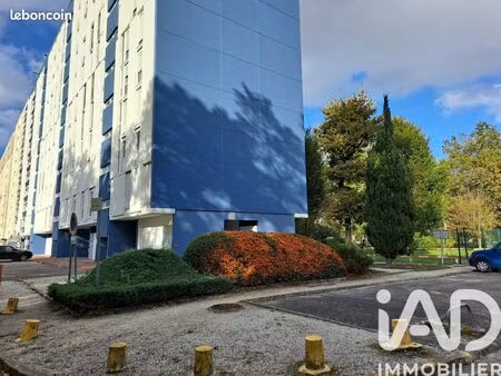 parking/box mérignac