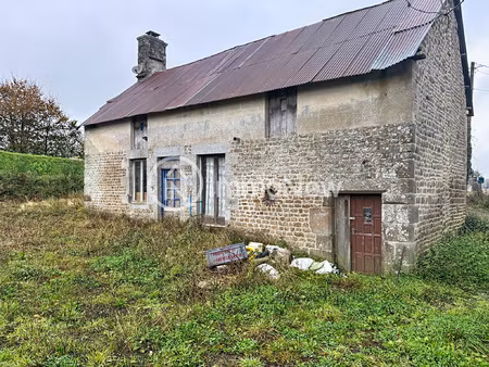 maison a renover de 75 m2 au sol sur 5400 m2 de terrain env