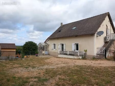 maison a vendre dans un petit hameau