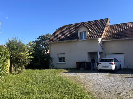 maison jumelée par le garage à montardon