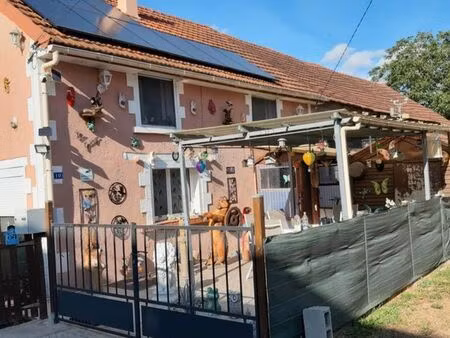 belle maison sur 2 niveaux