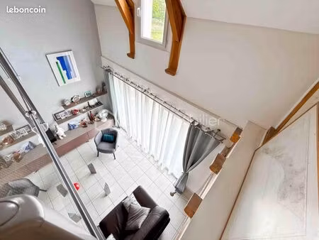 maison 6 pièces 155 m²