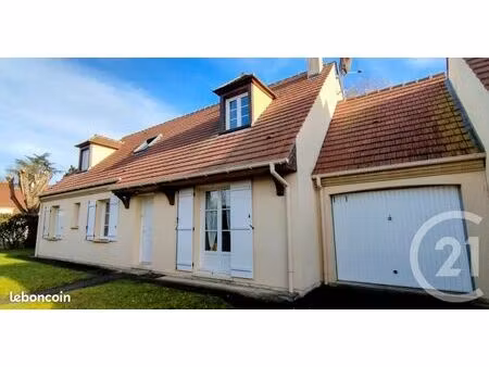 pavillon 6 pièces 136 m²