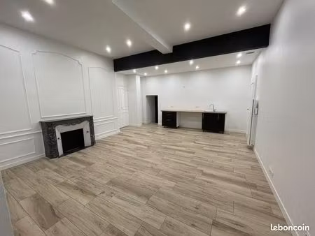 local commercial 55m2 centre cholet