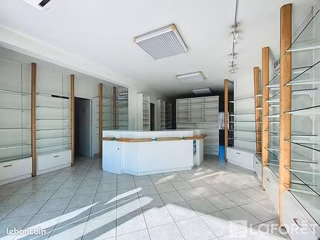 local 128 m² la romagne