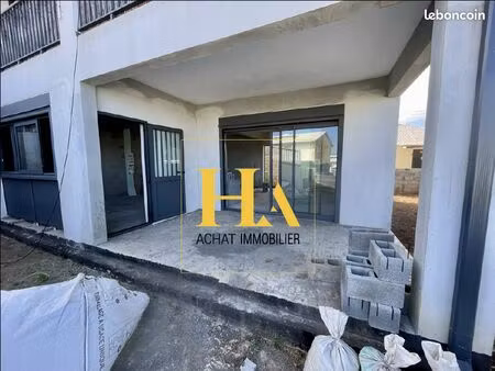 local commercial 82 m²