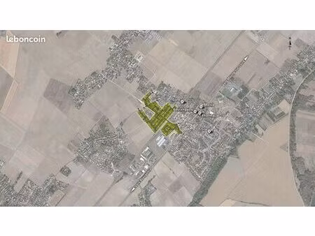 terrain 310 m² baule