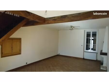 location maison ruelle sur touvre