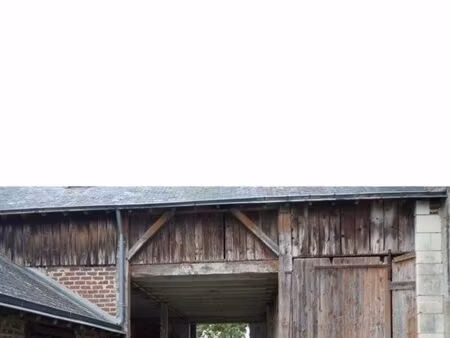 à louer bâtiment de 120 m² avec deux garage terrain de 600 m