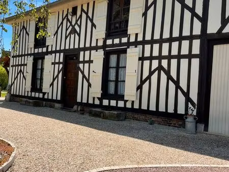 a vendre maison champenoise à pans de bois de 200m² sur un terrain arboré et aménagé de 24