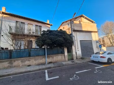 maison 2 logt + gd garage