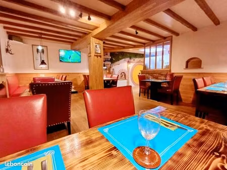 mur + fond de commerce