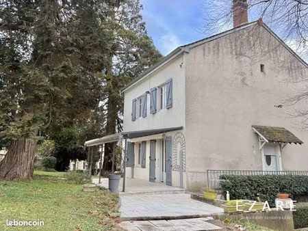 maison 7 pièces 121 m²