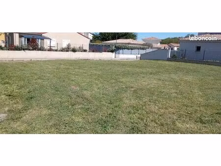 terrain 614m² 26780 chateauneuf du rhone