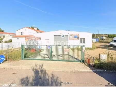 local industriel 600 m²