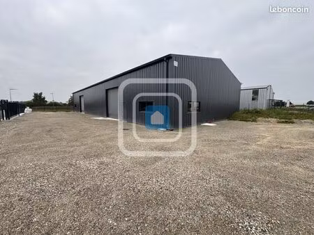 local d'activité 280 m²