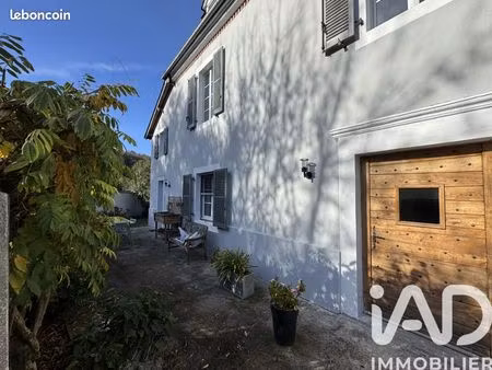 propriété 6 pièces 190 m²