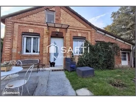 maison 8 pièces 130 m²