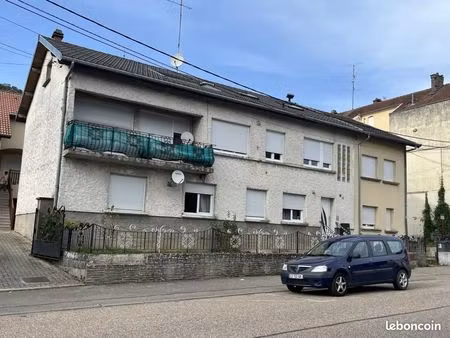 immeuble 11 pièces 258 m²