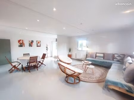 maison sur ensemble immobilier