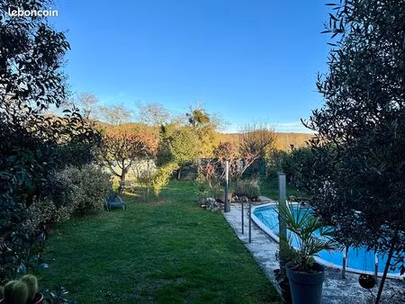 maison 6 pièces 214 m²