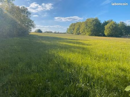 terrain constructible avec cu de 2258 m2 - domme