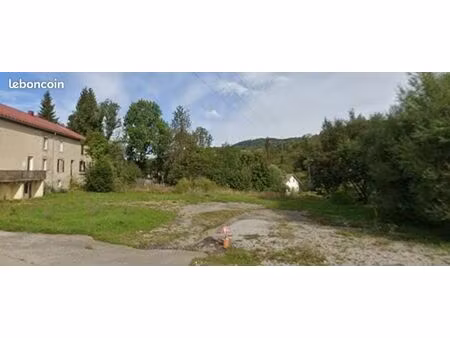 terrain constructible à louer - 1000m2