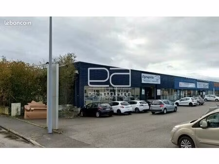 local commercial 760 m²