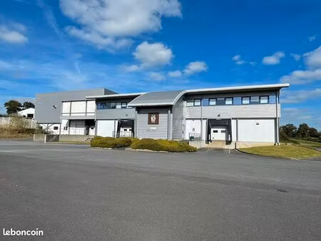 local 2204 m² saint lo