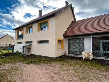 belle maison à créchy