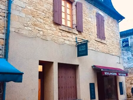 local commercial 70 m² + arrière-boutique 150 m²