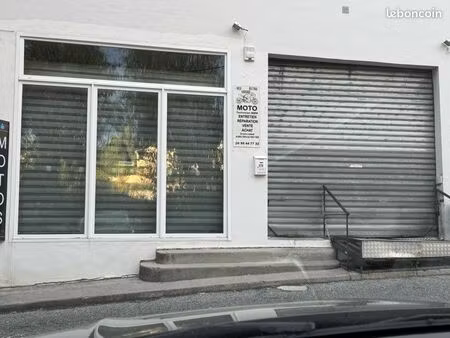 cession bail local commercial 80 m2 avenue du campon  exploitation en atelier moto actuell