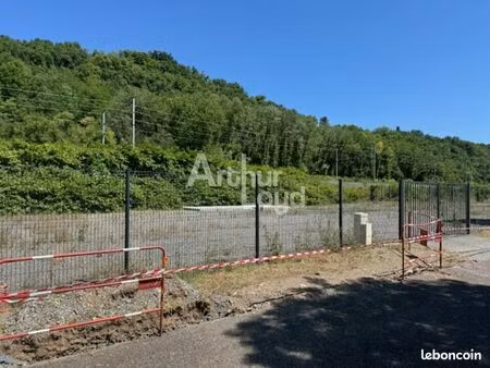 terrain 1 400 m² creuzier le vieux