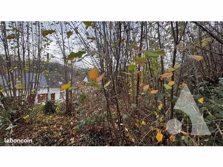 terrain 1070 m² crepy en valois