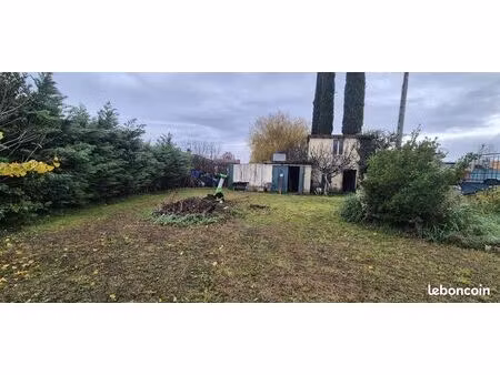 terrain 455 m² montoison