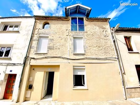 maison de ville 2 chambres 90m2