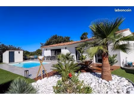 à vendre – villa contemporaine de plain-pied avec piscine à 2 km de flayosc (provence)