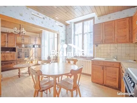 immeuble 200 m² ancy-dornot