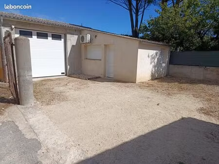 local professionnel pour artisan