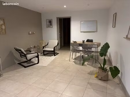 local à louer à la journée ou 1/2 journée