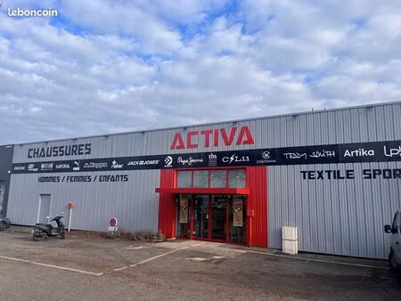 local commercial 422 m²