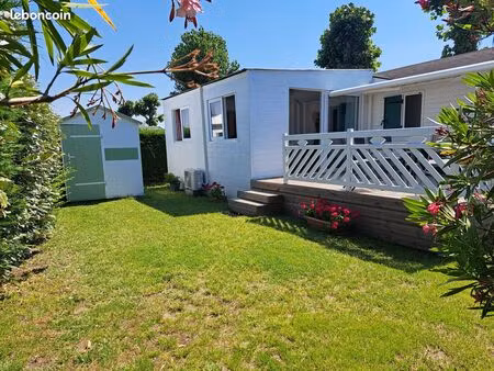 mobil home / veranda 68m2/ terrain 250m2