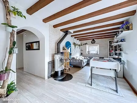 maison 7 pièces 148 m²