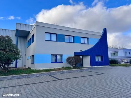 opportunité bureaux à louer avec stockage