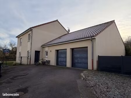 maison 6 pièces 165 m²
