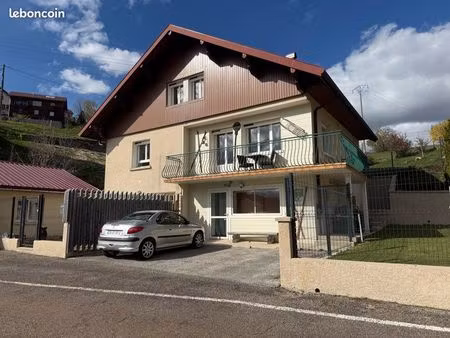 ensemble immobilier maison plus gîte
