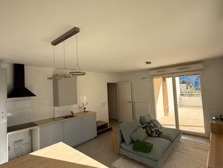 appartement f3 pmr à saint ismier – 315 000 (particulier à particulier)