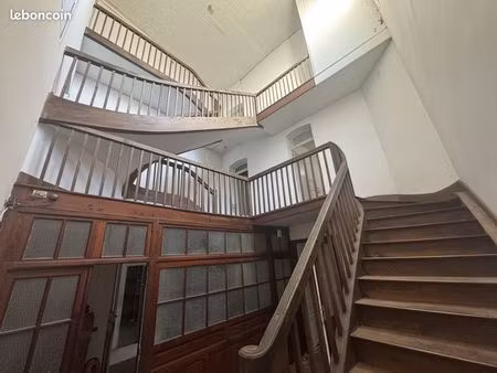 propriété 16 pièces 910 m²